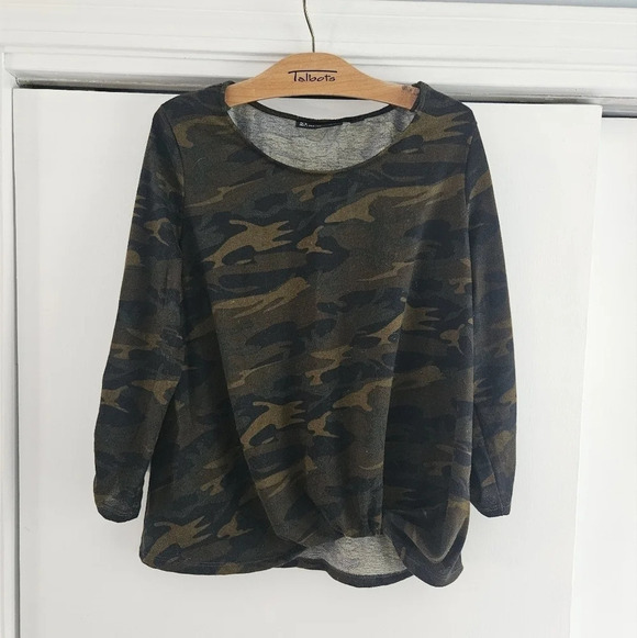 New York & Company Green Brown 3/4 Sleeve Camo Large Shirt - Picture 1 of 9